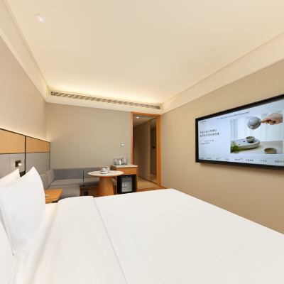 高級大床房 全季飯店（上海虹橋樞紐臨空園區店）優惠