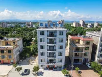 Dongxing Wanwei Langyuji Hotel (Golden Beach on Wanwei Island)