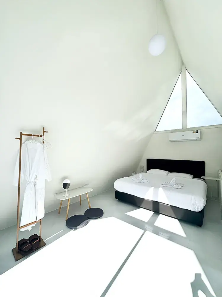 เพค-วิว สวีท