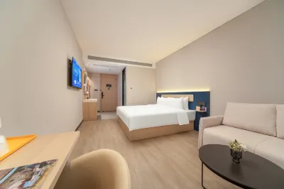 7 Choice Hotel (Jinan Linkong Subway Station Yaoqiang International Airport) Hoteles en 