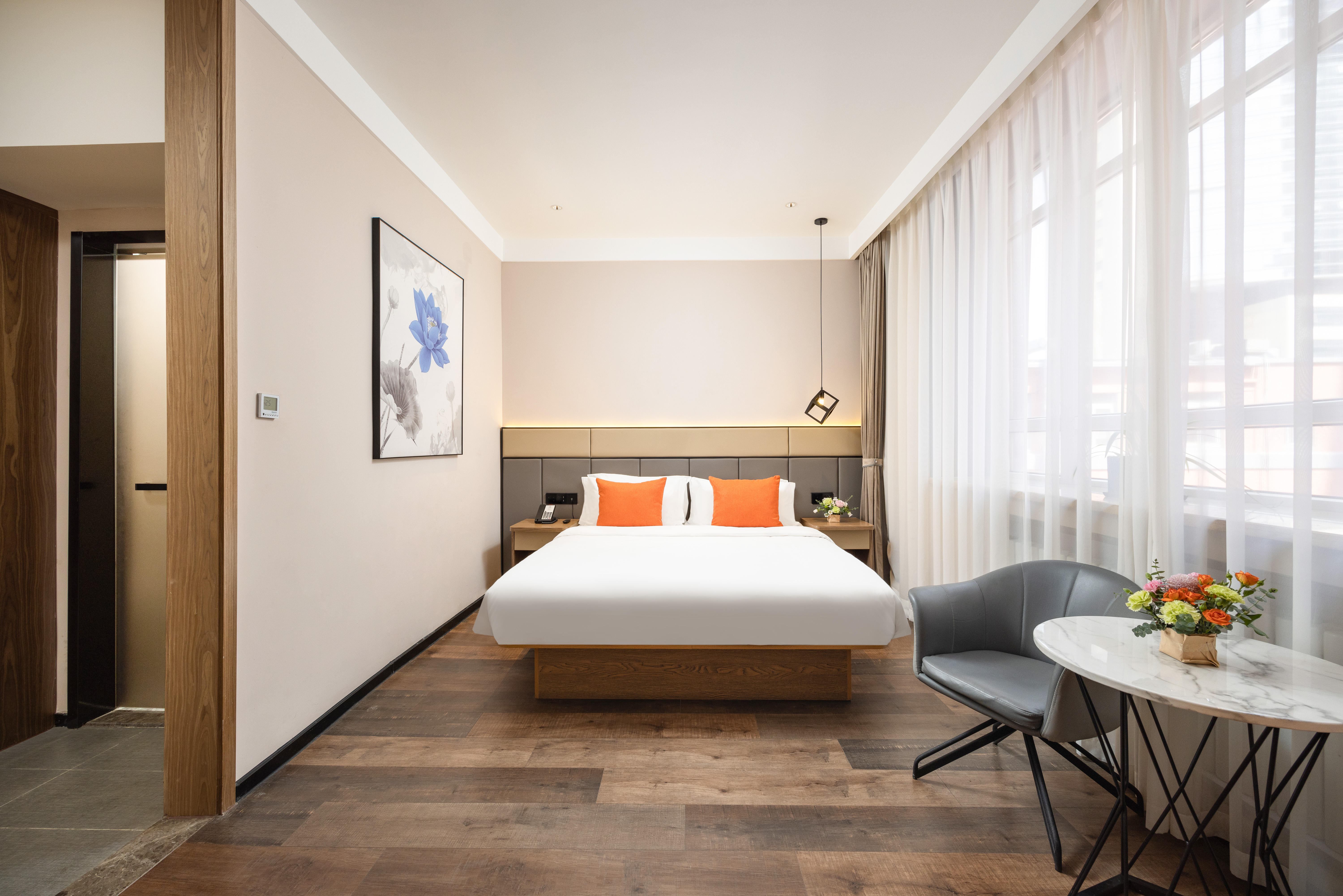 禧悠·漫享逸致大床房【耐喜床品+办公桌椅+静谧空间】