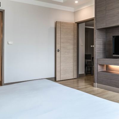 Deluxe 1 Bedroom Suite with City View