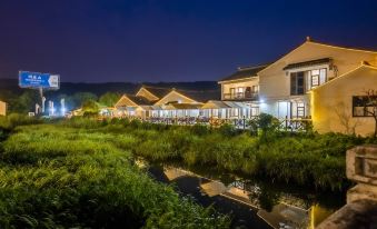 Villa Rhyme Taihu Lake Fishing Pool BBQ Manor Villa (Dongshan Grandma Bridge Branch)