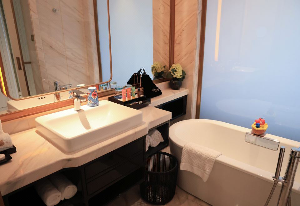 家庭亲子特大床房