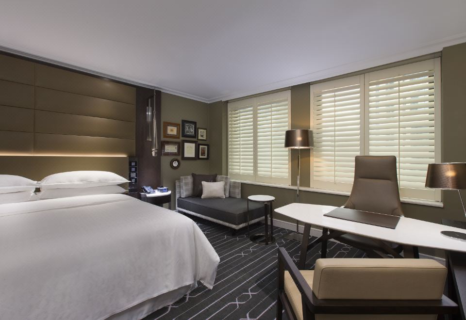 Sheraton Grand Sydney Hyde ParkKing Room With Hyde Park View