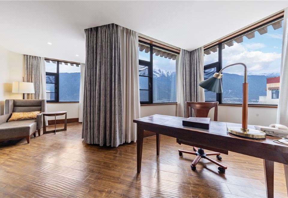 皇冠全景总套房