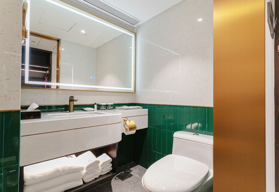 粤雅大床房-奢睡体验+享太空记忆棉床垫