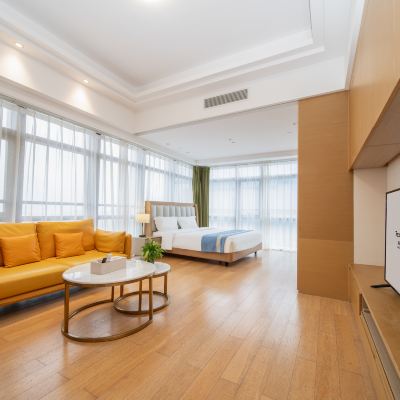 180度澳門海景大床房（冰箱+洗衣機） 你好酒店公寓（珠海橫琴口岸店）優惠