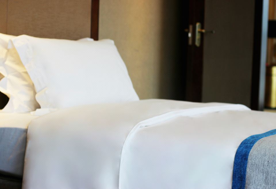 Rising Butterfly Hotel, Chengdu TaiKoo LiFamily Suite