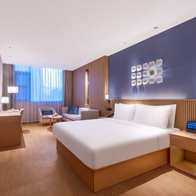 高級大床房（小冰箱+65寸投屏電視+寬敞會客） 桔子水晶北京麗澤商務區天壇醫院飯店優惠