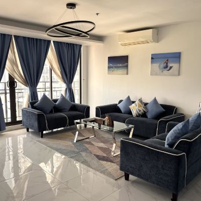 Deluxe Three-Bedroom (Penthouse) 88th Avenue Promo Code