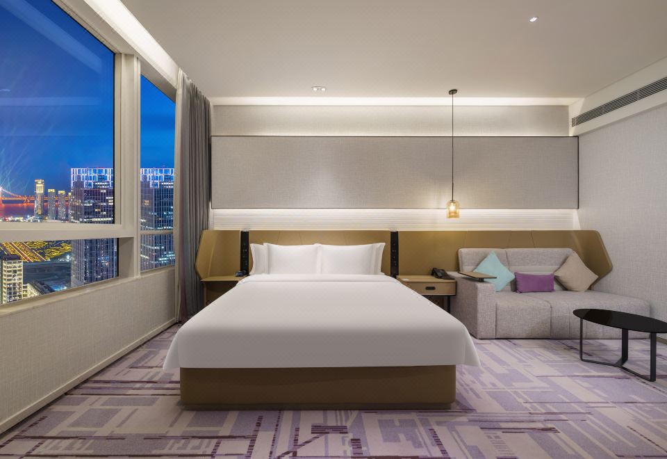 Crowne Plaza Xinghai Dalian1 King Premium Ocean View Lounge Access