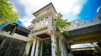 Tripletree Novon Family Hotel