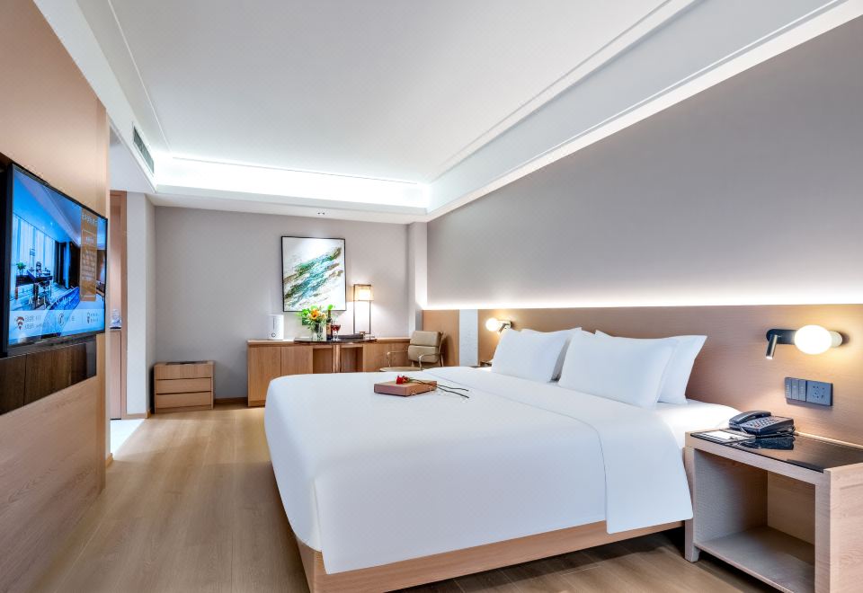 逸華：浴缸大床房-超大浴缸+超大空間+采光明亮+好眠