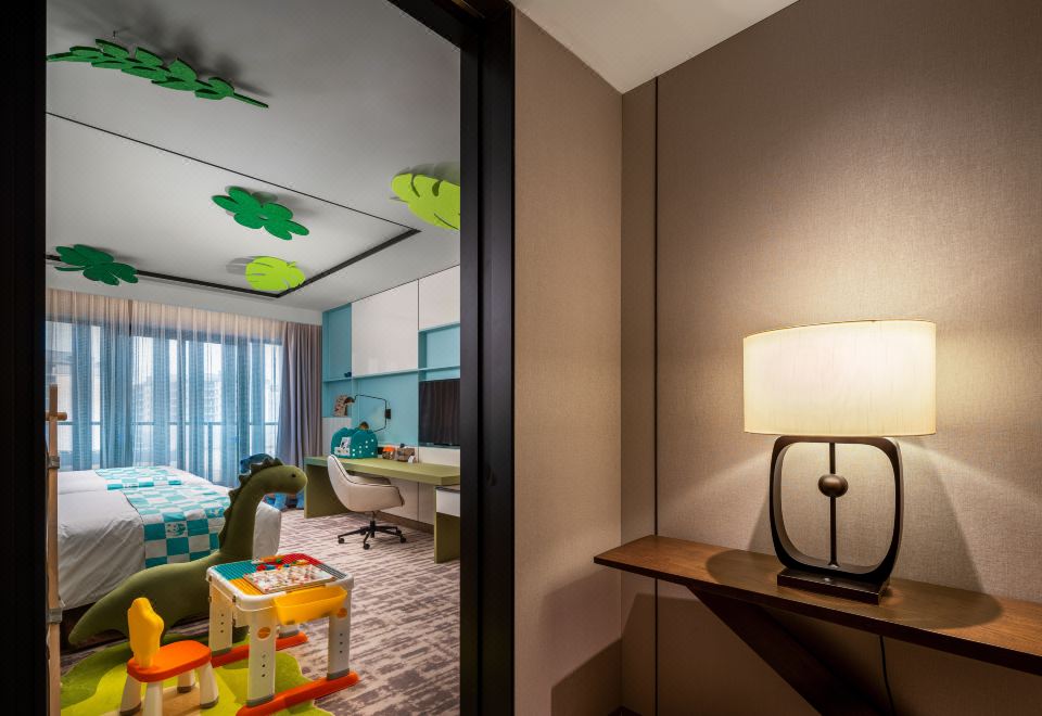 梦游XIAN境主题双床房（森系帐篷丨玩具桌丨绘本）