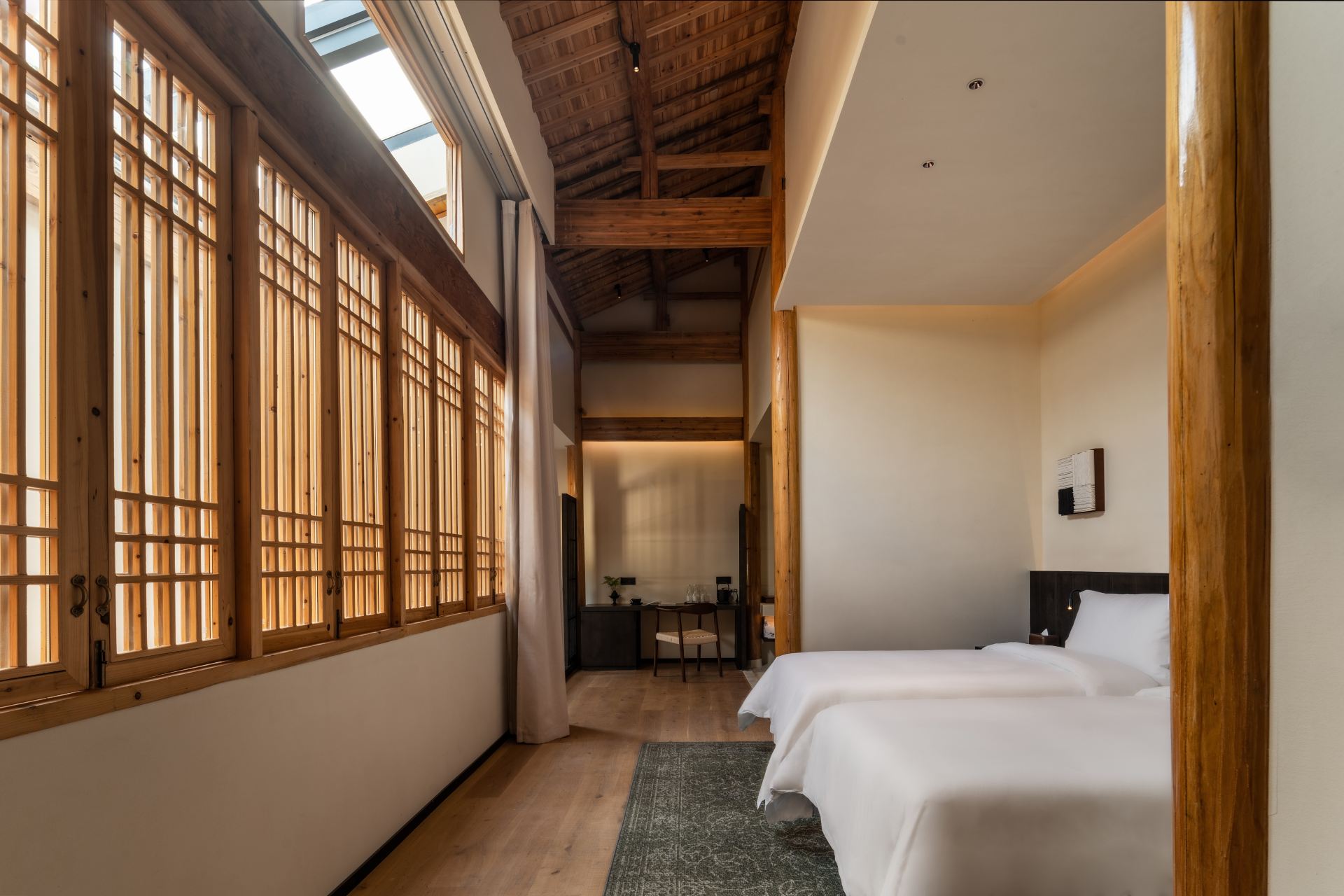 Elegant Room - Mountain-View (2 Beds)