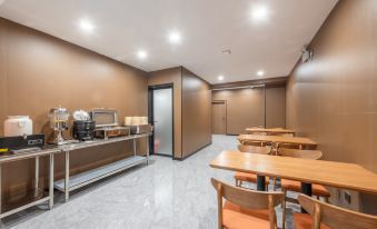 7 Days Inn (Foshan Beijiao Nanchang Road) - Housity