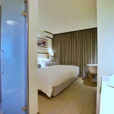 普通大床房 馨廬花園飯店（上海國際旅遊度假區店）優惠