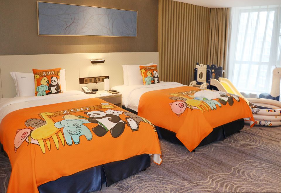 假日亲子双床房