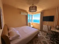 Seaside Adulina Scenic Apartment (Qingdao May Fourth Square)