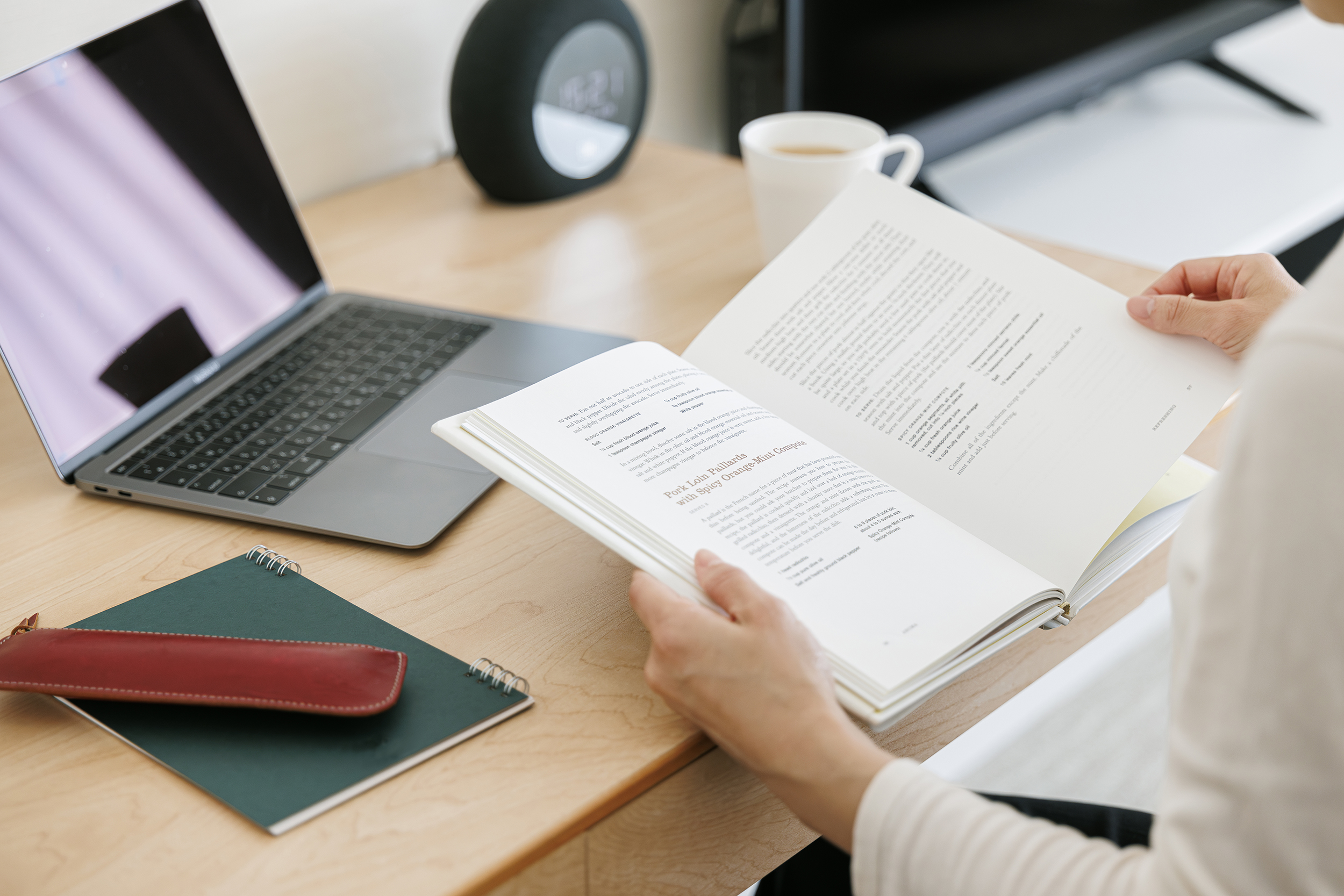 豪华特大床一室房