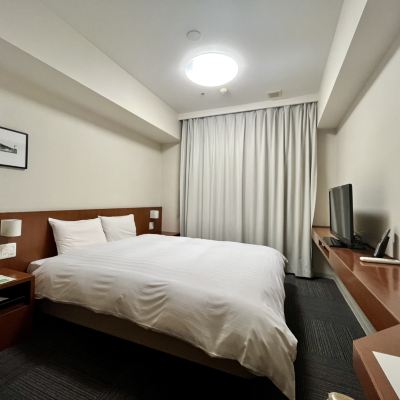 クイーンルーム(喫煙)(エコプラン（清掃省略）) 天然温泉加賀の湧泉　ドーミーイン金沢 クーポン