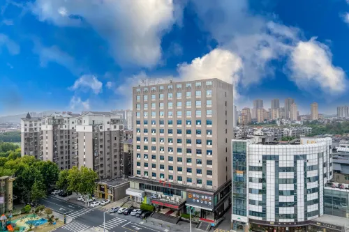 Aozhong Hotel