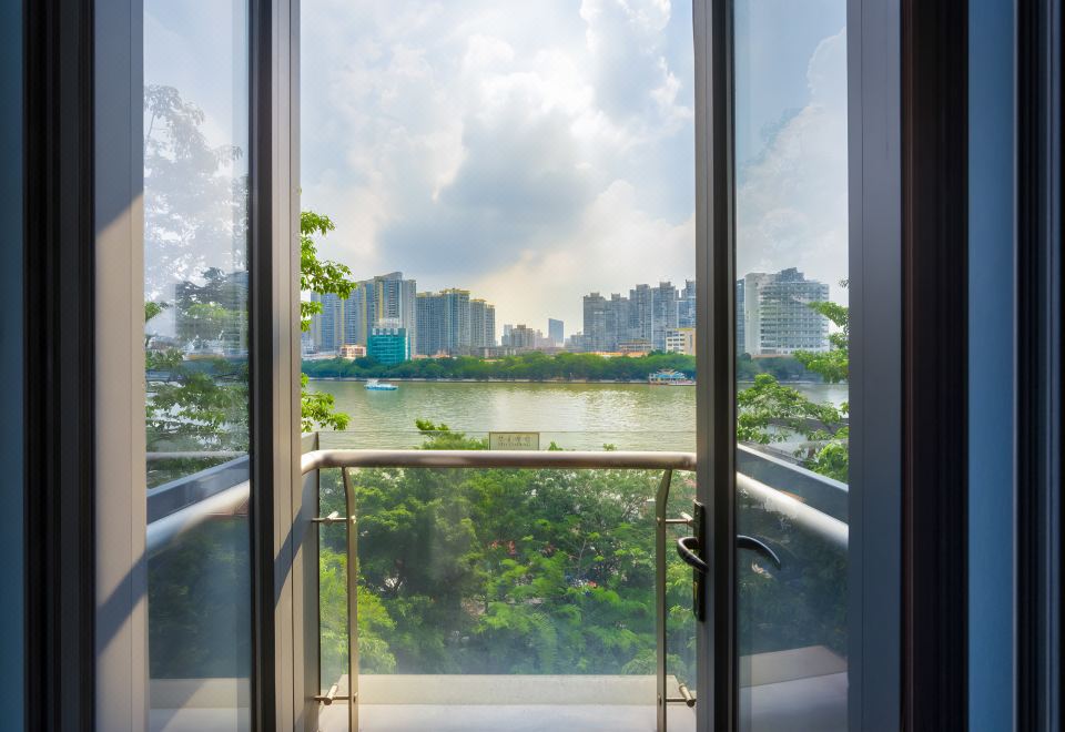 水舞·江景阳台大床房（180°江景阳台+高奢洗护品）