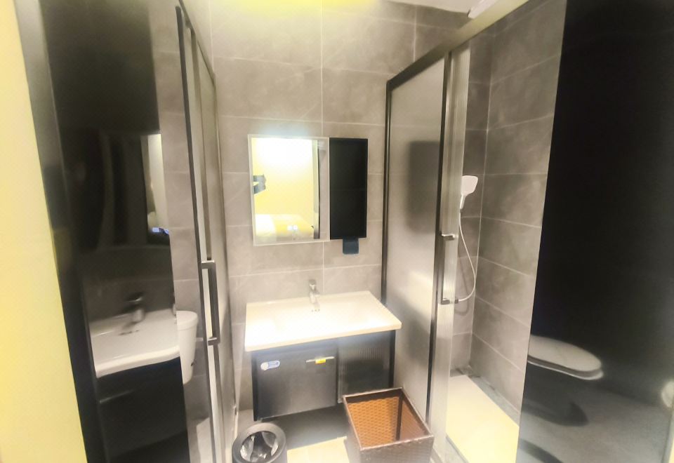 別墅五居二廳二泡池