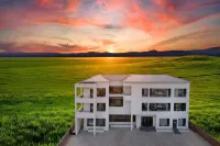 Huishanli · Natural Luxury · Grassland Design Guesthouse (Datanzhen)
