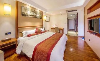 Yihua Riverview Hot Spring Holiday Hotel