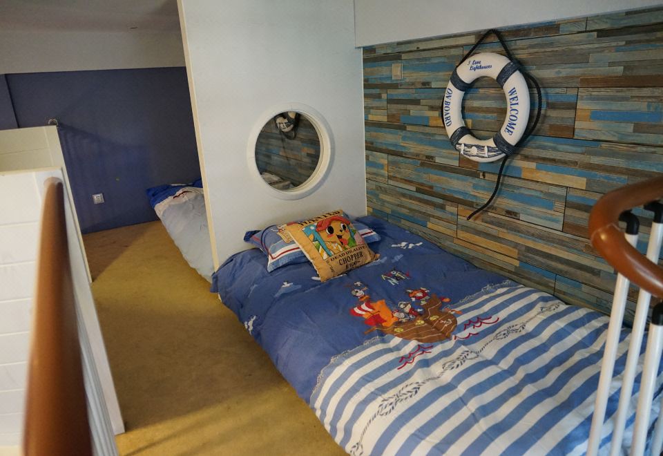 海賊王國復式親子房