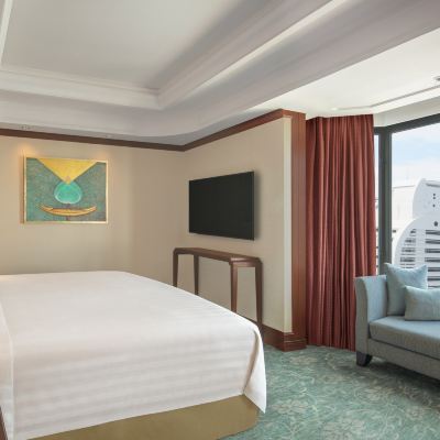 Shangri La Wing Executive River View Twin Suite