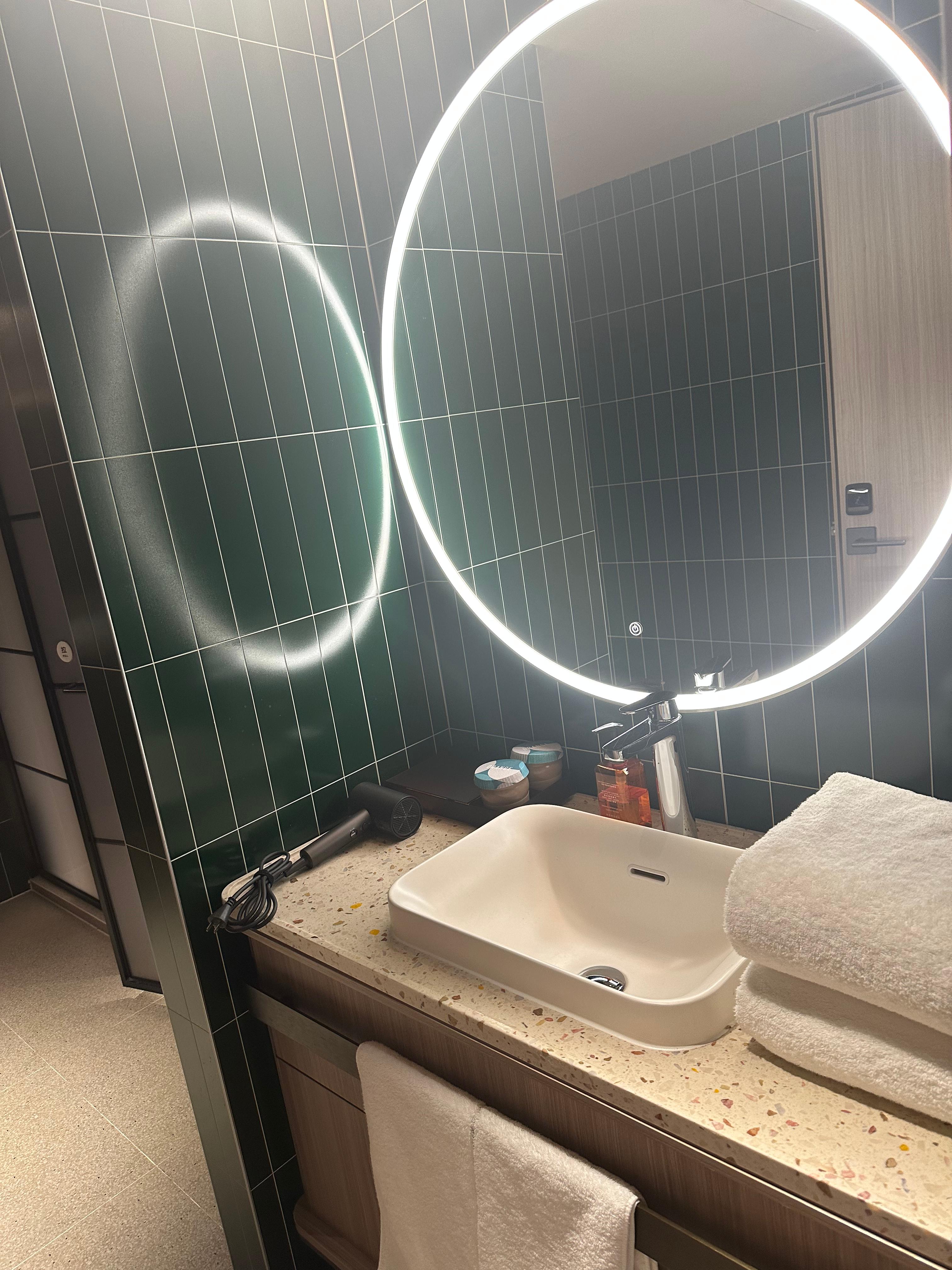 大床房（65寸投屏电视+冰箱+好眠床垫）