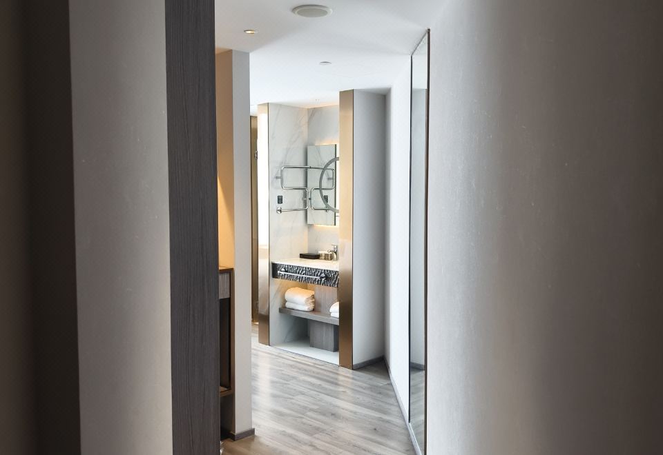 特價大床房（加熱毛巾桿+小冰箱+智能鏡）