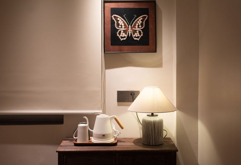 一峯書·投影大床房