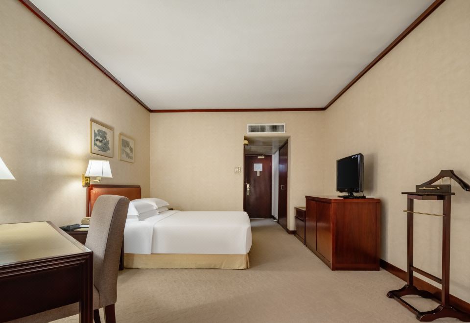 城景高级大床房