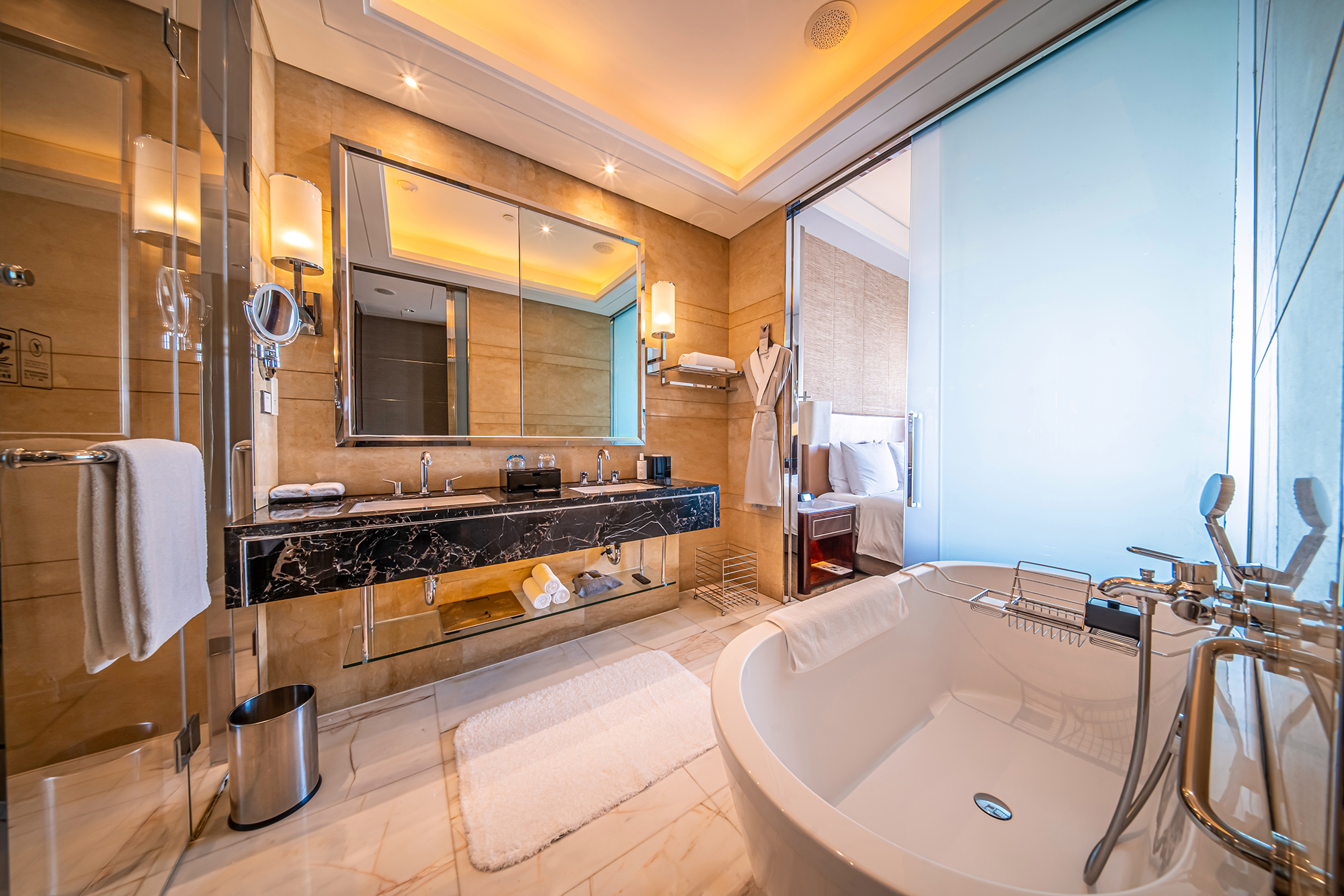 行政江景大床房