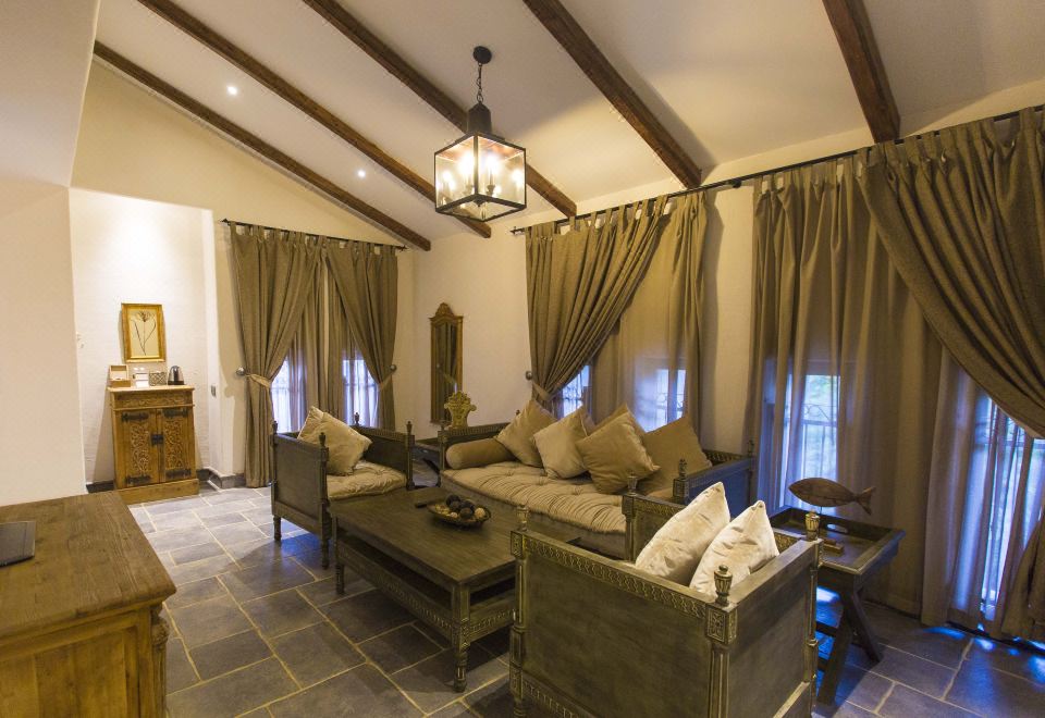 Xikang Yunshe Wellness & Resort HainanVintage Castle Suite