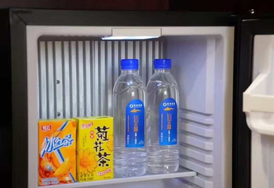 两室家庭房（便捷式床围+浴缸+冰箱）