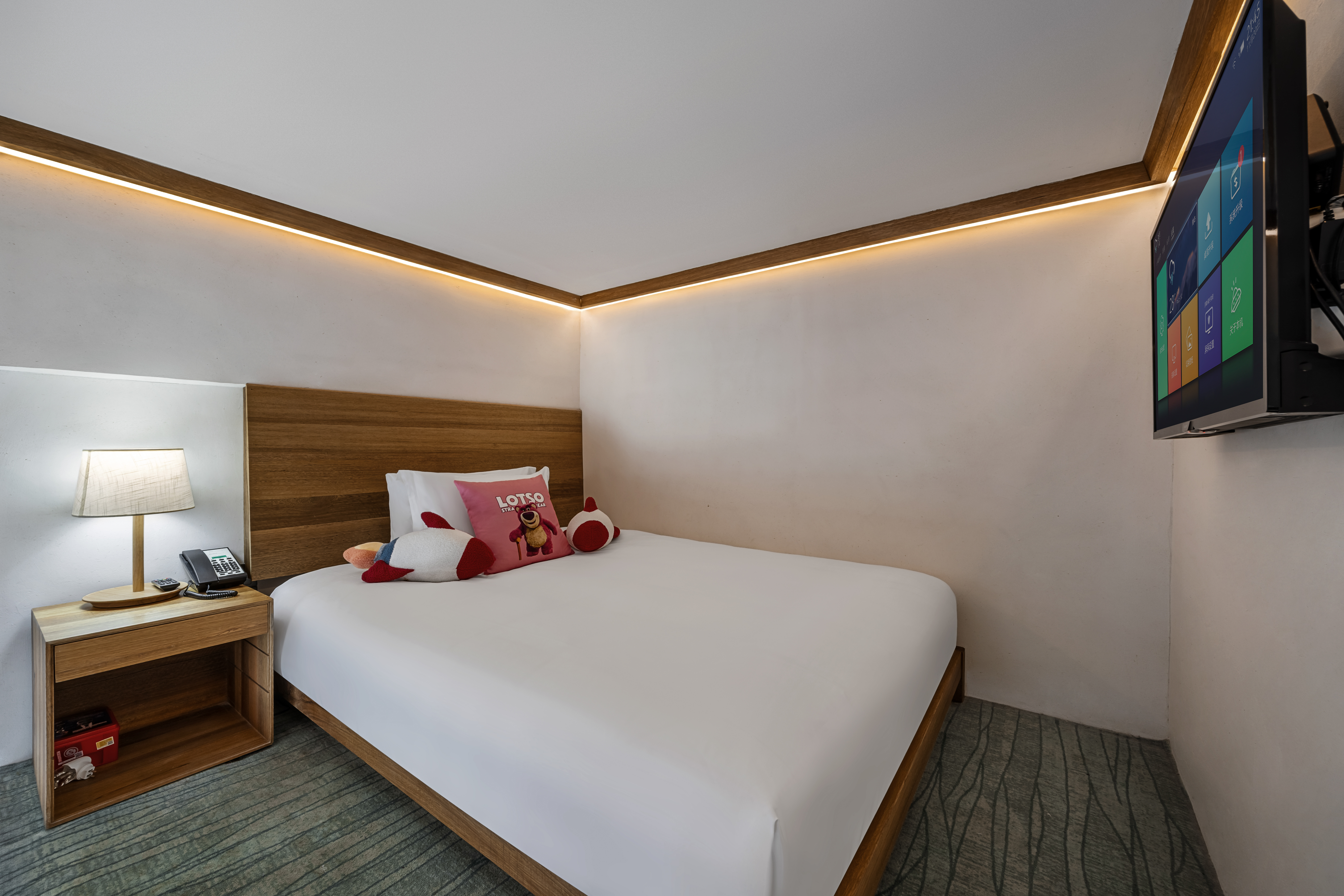 花园复式亲子房（童趣阁楼）