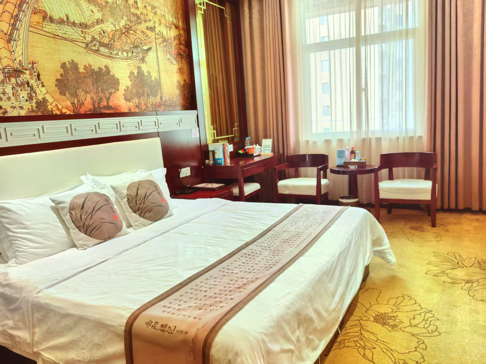 豪华大床房（亲肤床品）