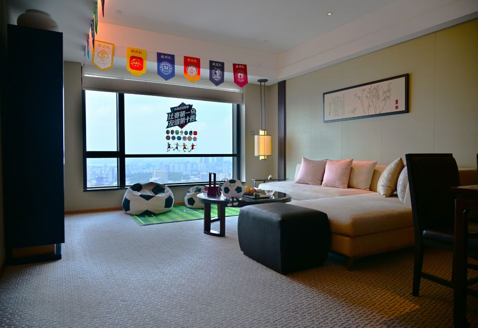 绿茵狂欢-亚太楼苏超主题豪华套房