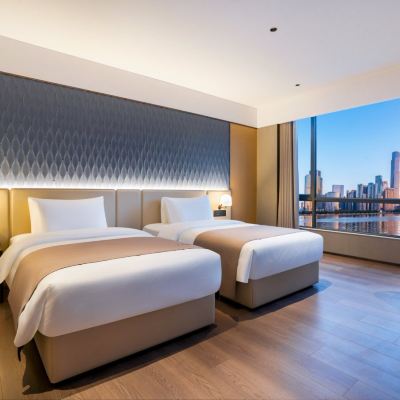 S3豪華江景雙床房（珠江夜景+智能客控+喜臨門床墊） 廣州北京路天字碼頭蘭歐國際飯店優惠