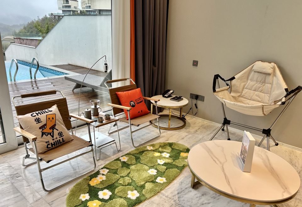 露营主题房·双卧泳池别墅