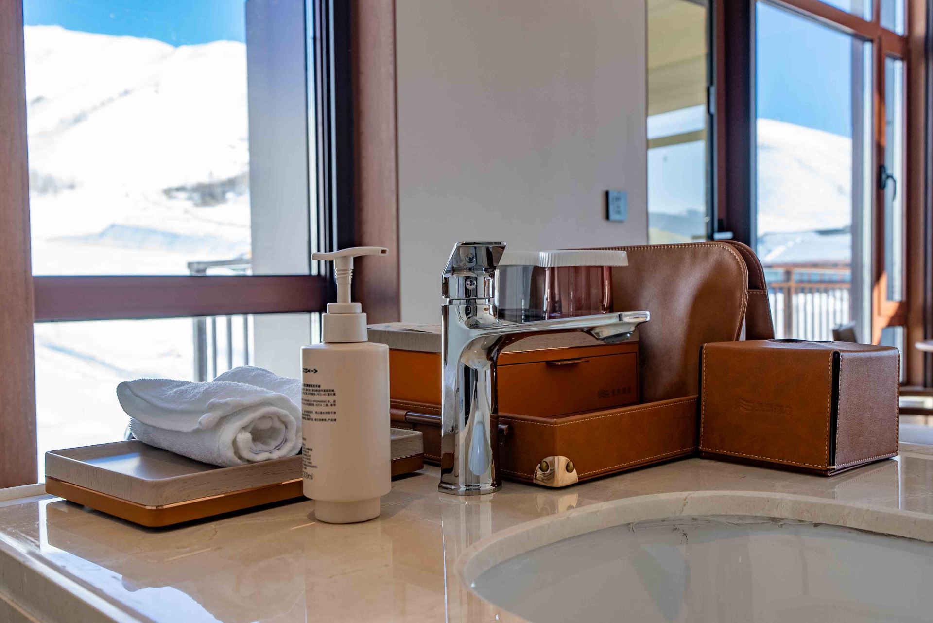 Panoramic Mountain View Triple Room