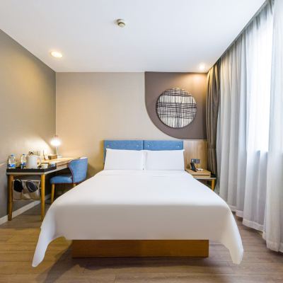 安心睡大床房（釋壓床墊+記憶枕+城景） 如家飯店·NEO（深圳東門步行街晒布地鐵站店）優惠