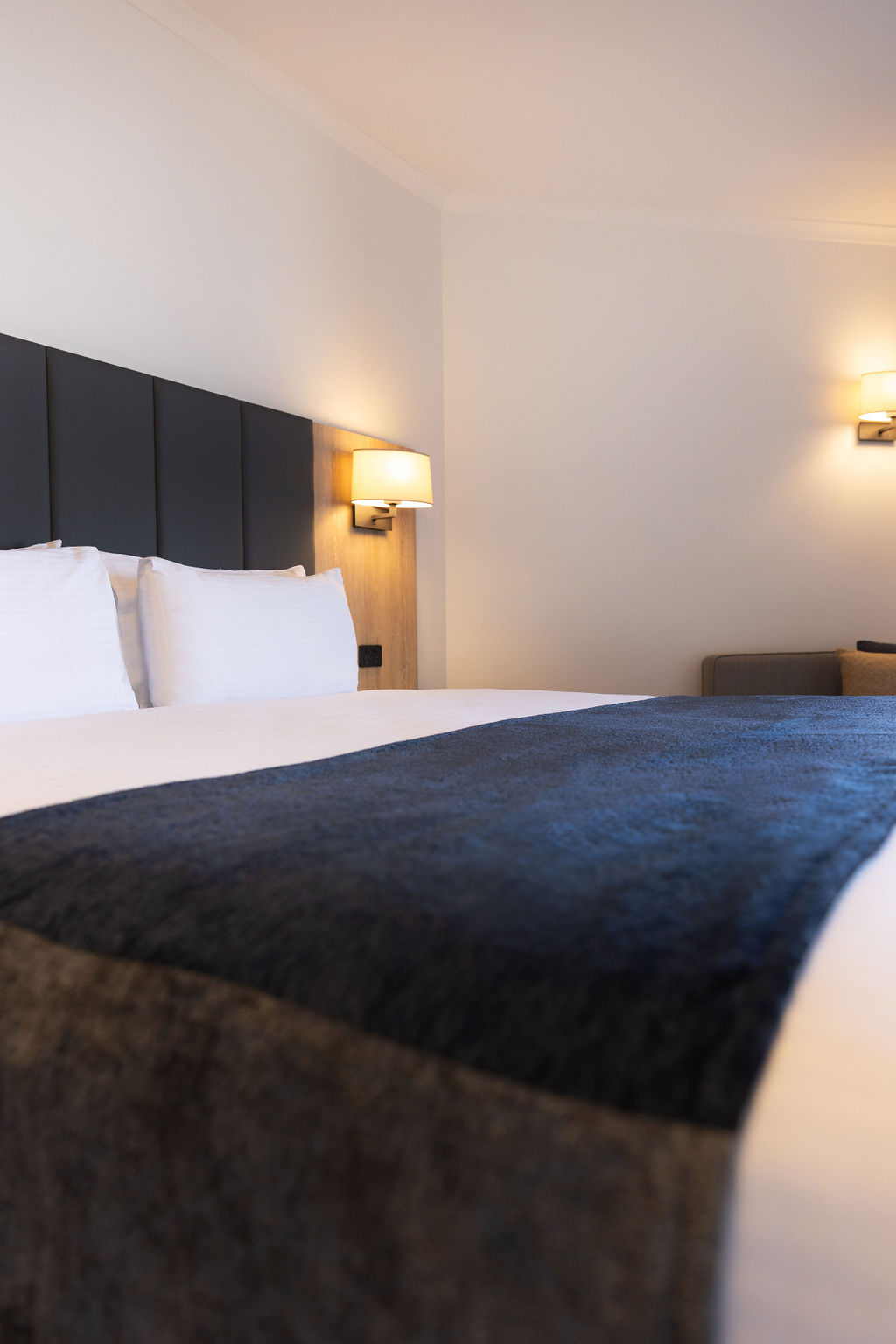 高級特大號床套房 - 高層 - 帶陽台