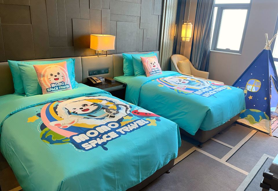 亲子双床房【帐篷顶+摇摇马+小童洗护用品】