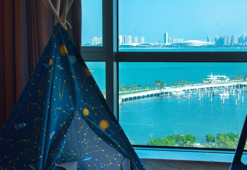 航天飞船亲子家庭主题房